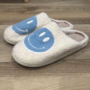 Smiley Slippers - super soft! Feels like size 11